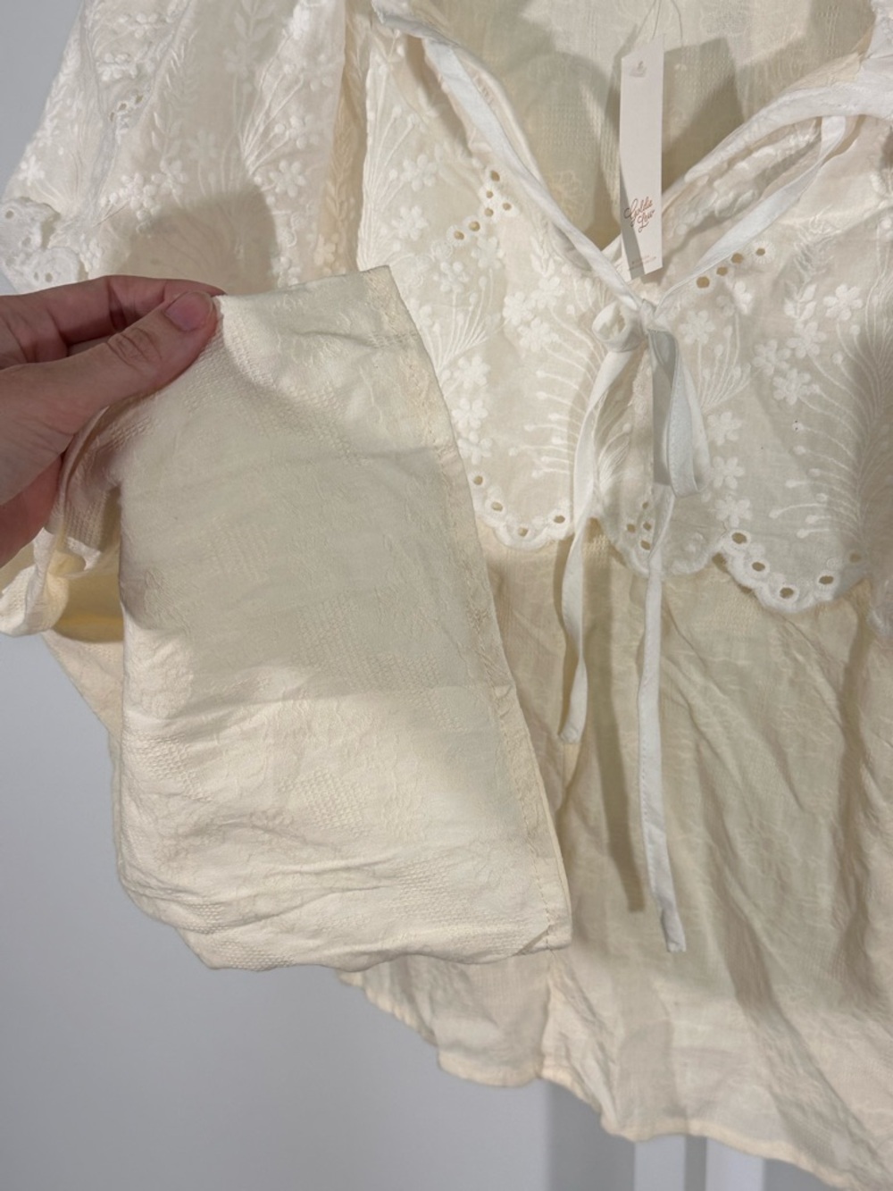 Goldie Lew Eyelet Ruffle Peasant Blouse Cottagecore Romantic NWT Medium - Picture 6 of 8